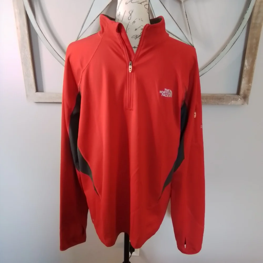 The North Face Flight Series Quarter-Zip Pullover Red/Gray - L